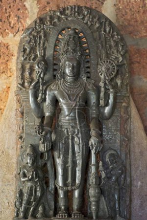 Steinschnitzerei von Lord vishnu mahadev Tempel, Mandangad, Maharashtra, Indien, Asien
