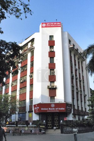 Union Bank of India building near Bombay Stock Exchange ; Bombay now Mumbai ; Maharashtra ; India
