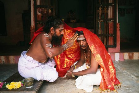 Foto de Ritual entre la comunidad hindú, tamil nadu, india - Imagen libre de derechos