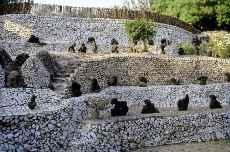 Foto de Jardín de rocas por el cuello y el chandigarh, U.T. , india - Imagen libre de derechos