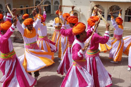 Foto de Gair dance inside fort, Jodhpur, Rajastán, India - Imagen libre de derechos