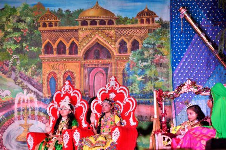 Foto de Radha Krishna stage show, Valsad, Gujarat, India, Asia - Imagen libre de derechos