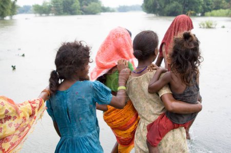 Foto de Vista del campamento de rescate (socorro); inundación en el río Kosi en el año 2008; distrito de Purniya; Bihar; India - Imagen libre de derechos