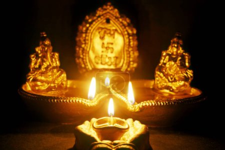 Dekoration von Öllampen auf dem Diwali deepawali Festival