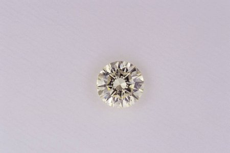 Nahaufnahme eines Diamanten in der Ausstellung, Indien