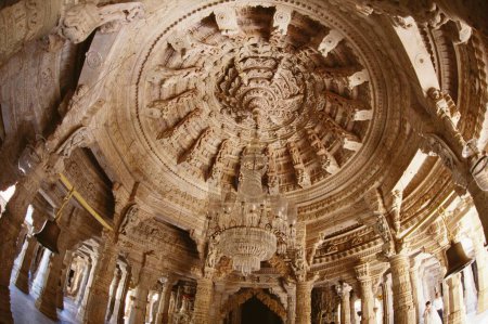Foto de Adinath Jain temple , Ranakpur , Rajasthan , India - Imagen libre de derechos
