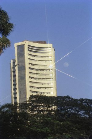 View of Stock Exchange building, Mumbai, Maharashtra, India, Asia