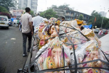 Téléchargez les photos : Marché du seigneur Ganesha à Dadar Mumbai Maharashtra Inde Asie - en image libre de droit