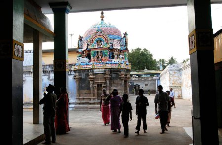 Téléchargez les photos : Temple Mayuranathaswamy construit au 8ème siècle, Mayiladuthurai Mayuram situé sur les rives de la rivière Cauvery près de Kumbakonam, Tamil Nadu, Inde - en image libre de droit