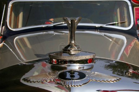 Foto de Automóviles Vehículos Automóviles, coches antiguos, emblema de 1949 Mark III Bentley - Imagen libre de derechos