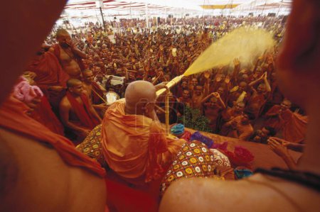 Téléchargez les photos : Holi Festival, Swaminarayan, Saurashtra, Gujarat, Inde - en image libre de droit