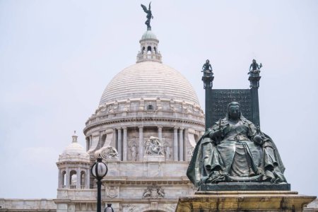 Queen Victoria sculpture, Victoria Memorial, Kolkata, west bengal, India, Asia