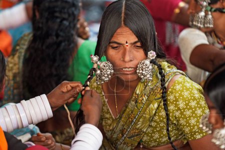 Téléchargez les photos : Banjara femme nomade tzigane, Nanded, Maharashtra, Inde - en image libre de droit