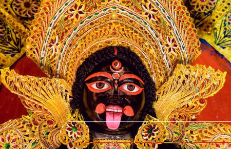Téléchargez les photos : Image de la déesse Kali puja ; Calcutta ; Bengale occidental ; Inde - en image libre de droit
