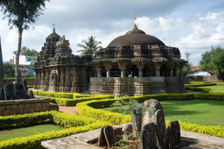 Téléchargez les photos : Temple Shivalaya ; Arsikere ; Hassan ; Karnataka ; Inde - en image libre de droit