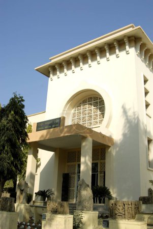Museo de la casa de la mejor colección de escultura parmar de Hinglajgarh y monedas armas y amores en Indore; Madhya Pradesh; India