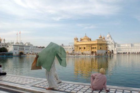 Téléchargez les photos : Amrit sarovar, Temple d'or, Amritsar, Punjab, Inde - en image libre de droit