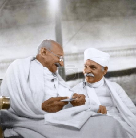 Foto de Mahatma Gandhi y Madan Mohan Malaviya Banaras Hindu University, Uttar Pradesh, India, Asia, 21 de enero de 1942 - Imagen libre de derechos