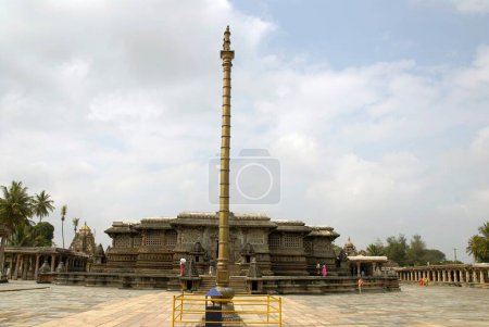 Téléchargez les photos : Temple complexe de Channakesava Vishnu temple ; Belur ; district Hassan ; Karnataka ; Inde - en image libre de droit