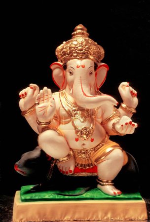 Ganesh ganpati Festival Elefantenkopf Lord Idol für Ganesh Festival, in der Nähe von Pen, Mumbai Bombay, Maharastra, Indien