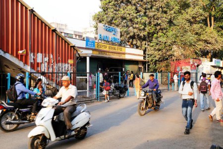 Téléchargez les photos : Badlapur gare, thane, maharashtra, Inde, Asie - en image libre de droit