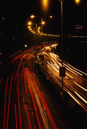 Téléchargez les photos : Séries de trafic sur Marine Drive, Bombay Mumbai, Maharashtra, Inde - en image libre de droit