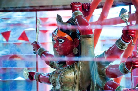 Téléchargez les photos : Mère déesse durga comme bhima bahyankari, Calcutta Kolkata, Bengale occidental, Inde - en image libre de droit