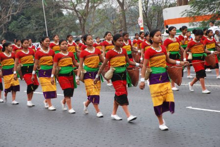 Foto de Desfile de chicas rurales en función del día de la República - Imagen libre de derechos