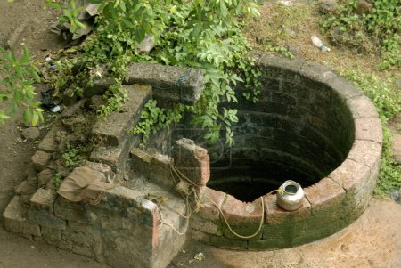 Luftaufnahme von Brunnen in Malwan, Dist Sindhudurg, Maharashtra, Indien 