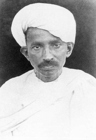 Foto de Retrato de Mahatma Gandhi con turbante, 1915, India - Imagen libre de derechos