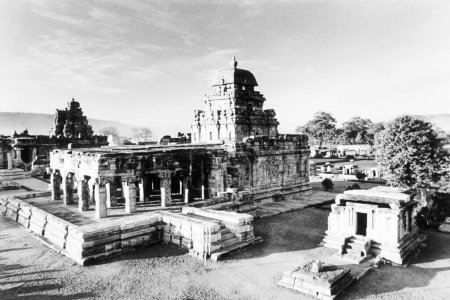 Téléchargez les photos : Photo en noir et blanc de Pattadkal, Karnataka, Inde - en image libre de droit