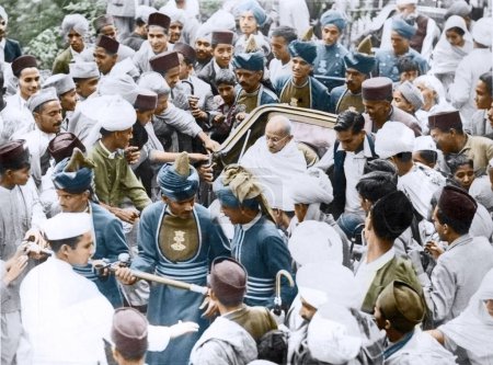 Téléchargez les photos : Mahatma Gandhi à la main a tiré un pousse-pousse pour rencontrer le vice-roi britannique, Shimla, Inde, Asie, 27 septembre 1940 - en image libre de droit