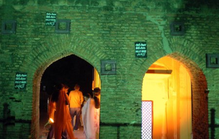 Téléchargez les photos : Palais miroir au temple d'or, Amritsar, Punjab, Inde - en image libre de droit