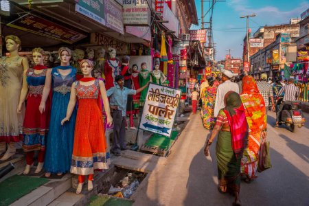 Téléchargez les photos : Dashswamedh market, varanasi, uttar pradesh, Inde, asie - en image libre de droit