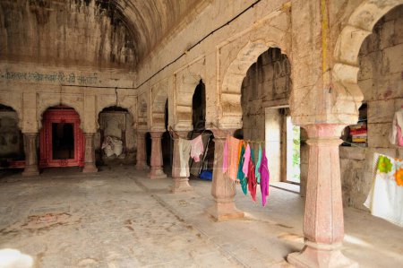 Téléchargez les photos : Rashin intérieur du temple Vishnu, karjat, ahmednagar, Maharashtra, Inde, Asie - en image libre de droit