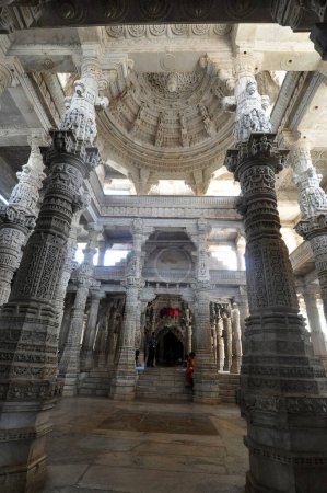 Téléchargez les photos : Ranakpur jain temple, pali, rajasthan, Inde, Asie - en image libre de droit