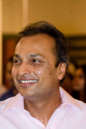 Téléchargez les photos : Homme d'affaires sud-asiatique indien et directeur général de l'industrie de la dépendance M. Anil Ambani au salon Harmony ; Bombay Mumbai ; Maharashtra ; Inde - en image libre de droit