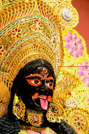 Foto de Imagen de la diosa Kali puja; Calcuta; Bengala Occidental; India - Imagen libre de derechos