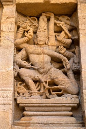 Señor Shiva el bailarín cósmico en kailasanatha templo en, Kanchipuram, kancheepuram, Tamil Nadu, India