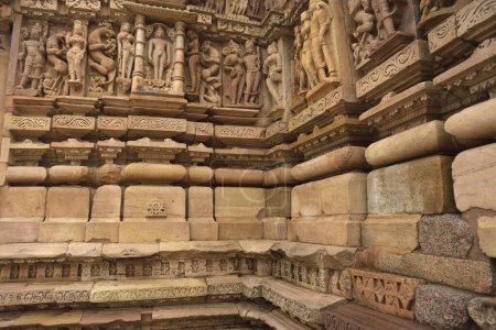 Téléchargez les photos : Temple Parshvanath avec sculptures, Khajuraho, Madhya Pradesh, Inde, Asie - en image libre de droit