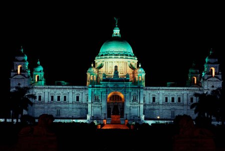 Foto de Vista nocturna del Victoria Memorial, Calcuta, Bengala Occidental, India - Imagen libre de derechos