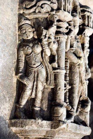 Téléchargez les photos : Patrimoine mondial de l'UNESCO Champaner Pavagadh ; Temple Lakulisha construit dans 10-11ème siècle après JC ; district de Panchmahals ; État du Gujarat ; Inde ; Asie - en image libre de droit