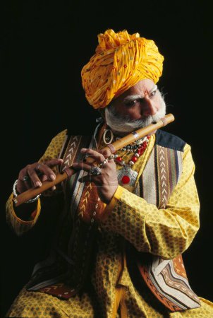 Téléchargez les photos : Folk musicien, rajasthan, Inde - en image libre de droit