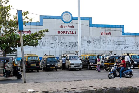 Foto de Estación de tren de Borivali, Mumbai, Maharashtra, India, Asia - Imagen libre de derechos