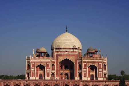 Photo for Humayun's tomb built in 1570 made from red sandstone and white marble first garden-tomb on Indian subcontinent persian influence in mughal architecture , Delhi, India UNESCO World Heritage Site - Royalty Free Image