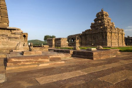 Téléchargez les photos : Site du patrimoine mondial de l'UNESCO ; temple de Sangameswara est le plus ancien 720 A.D. ; Pattadakal ; Karnataka ; Inde - en image libre de droit