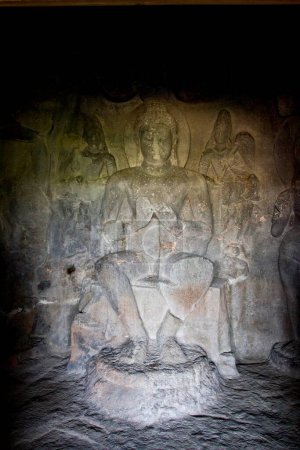Téléchargez les photos : Statue de Bouddha, grottes d'ellora, aurangabad, maharashtra, Inde, Asie - en image libre de droit