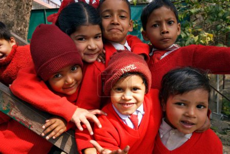 Téléchargez les photos : Students of Nanhi Duniya school, Dehradun, Uttaranchal, India - en image libre de droit