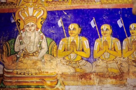 Téléchargez les photos : Ramanujar et ses disciples 200 ans peinture murale dans le temple sri ranganathaswamy à srirangam ; tamil nadu ; Inde - en image libre de droit