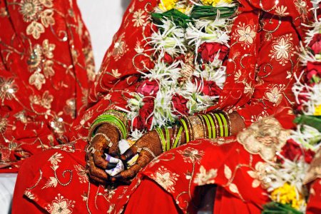 Téléchargez les photos : Mariage de masse de mariées musulmanes, Bombay, Mumbai, Maharashtra, Inde - en image libre de droit